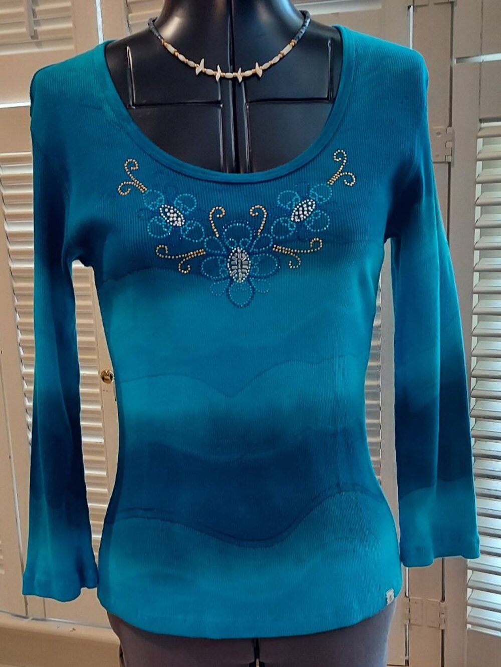 Blingy Shades of TURQUOISE Long Sleeve Scoop Neck T-shirt NWOT Marabou L